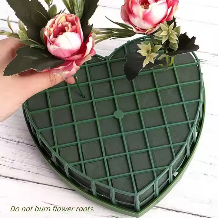 GrowMax Deluxe Heart-Shaped Floral Foam Series